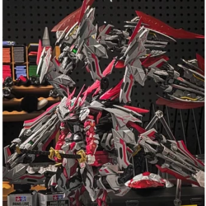 強襲自由獨角獸紅龍異端紅異端菲尼克斯機甲玩具